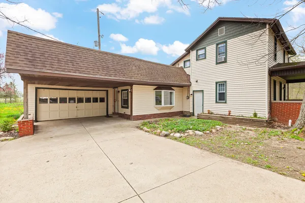 $310,000 | 5910 Lyons Highway, Adrian, MI 49221