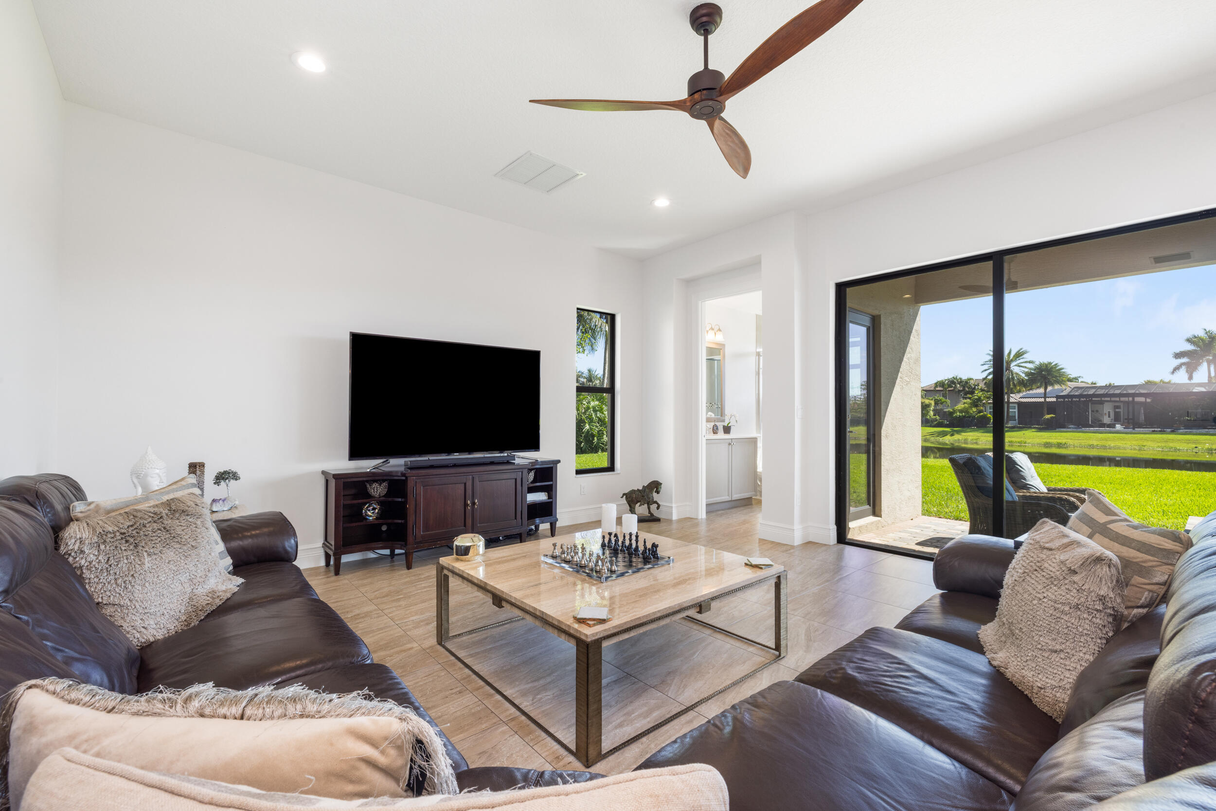 9590 Eden Roc Court Delray Beach, FL 33446 - Photo 16 of 65 21_et6a2460