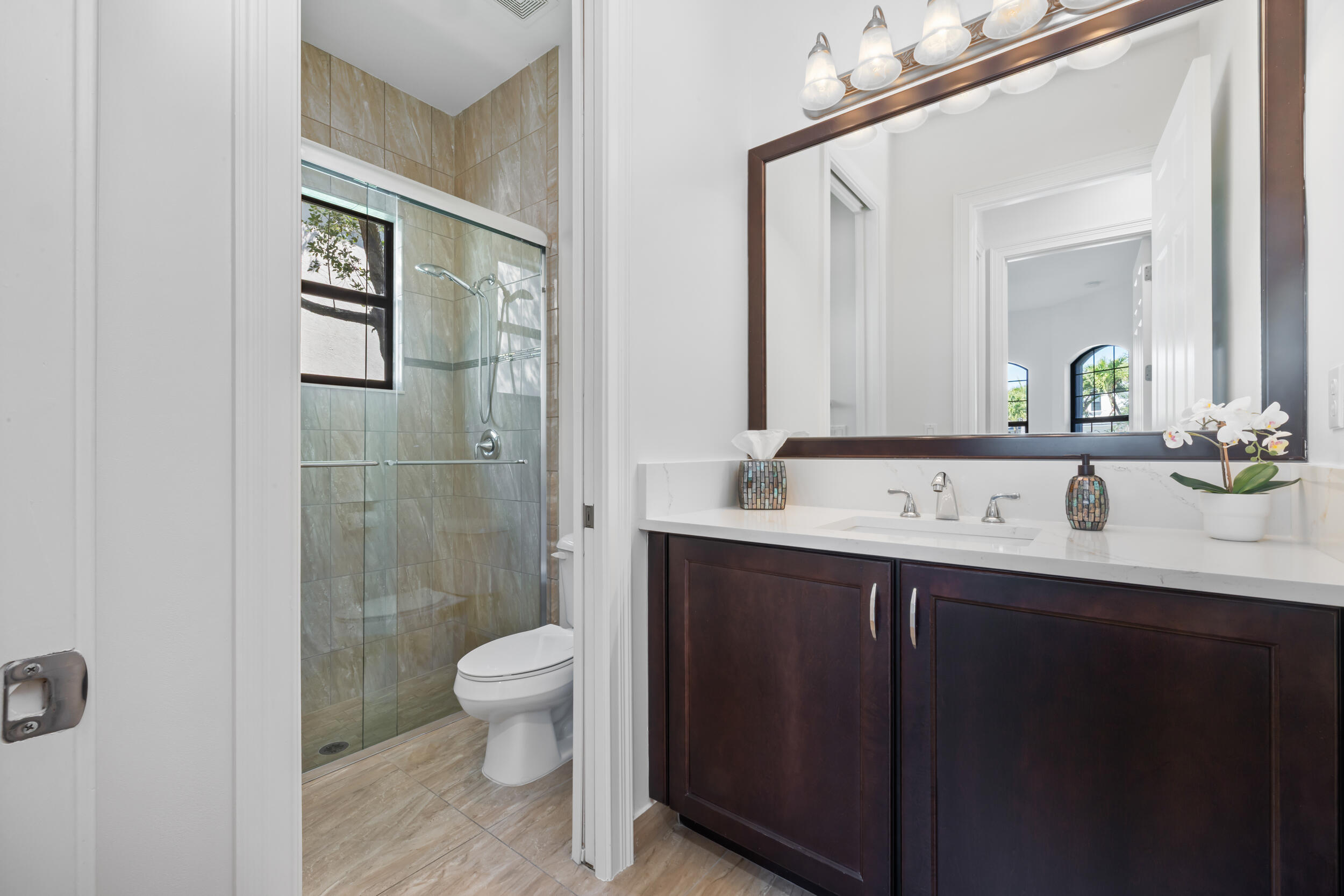 9590 Eden Roc Court Delray Beach, FL 33446 - Photo 10 of 65 10_et6a2204