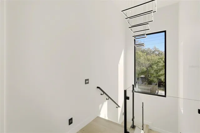 $3,175,000 | 2089 Arlington Street, Sarasota, FL 34239