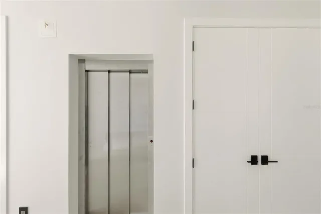 $3,175,000 | 2089 Arlington Street, Sarasota, FL 34239