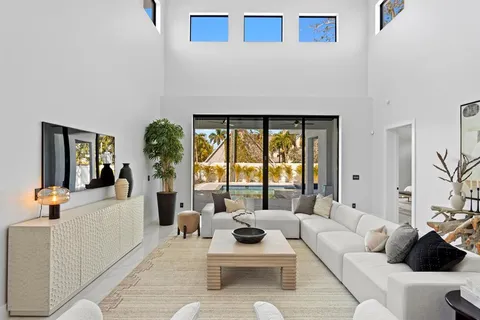 $2,961,700 | 2089 Arlington Street, Sarasota, FL 34239