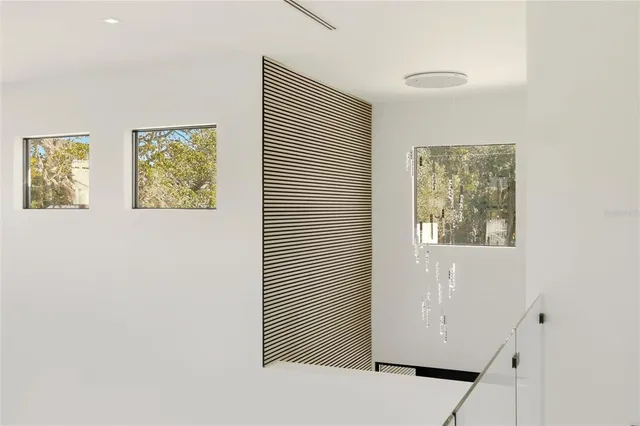 $3,175,000 | 2089 Arlington Street, Sarasota, FL 34239