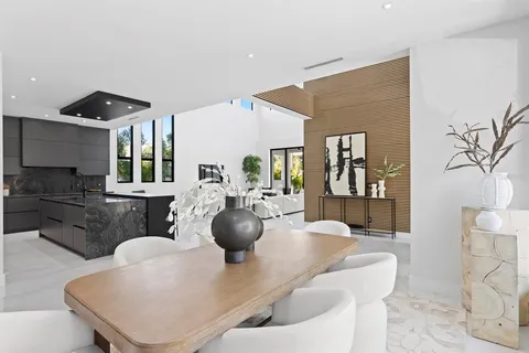 $2,961,700 | 2089 Arlington Street, Sarasota, FL 34239