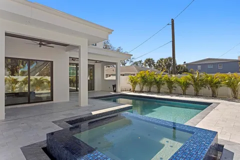 $2,961,700 | 2089 Arlington Street, Sarasota, FL 34239