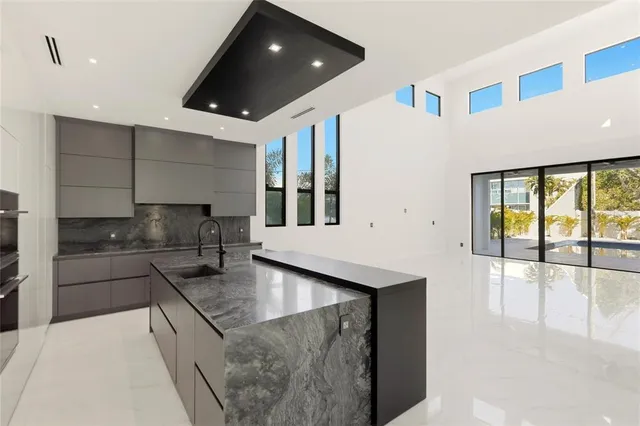 $3,175,000 | 2089 Arlington Street, Sarasota, FL 34239