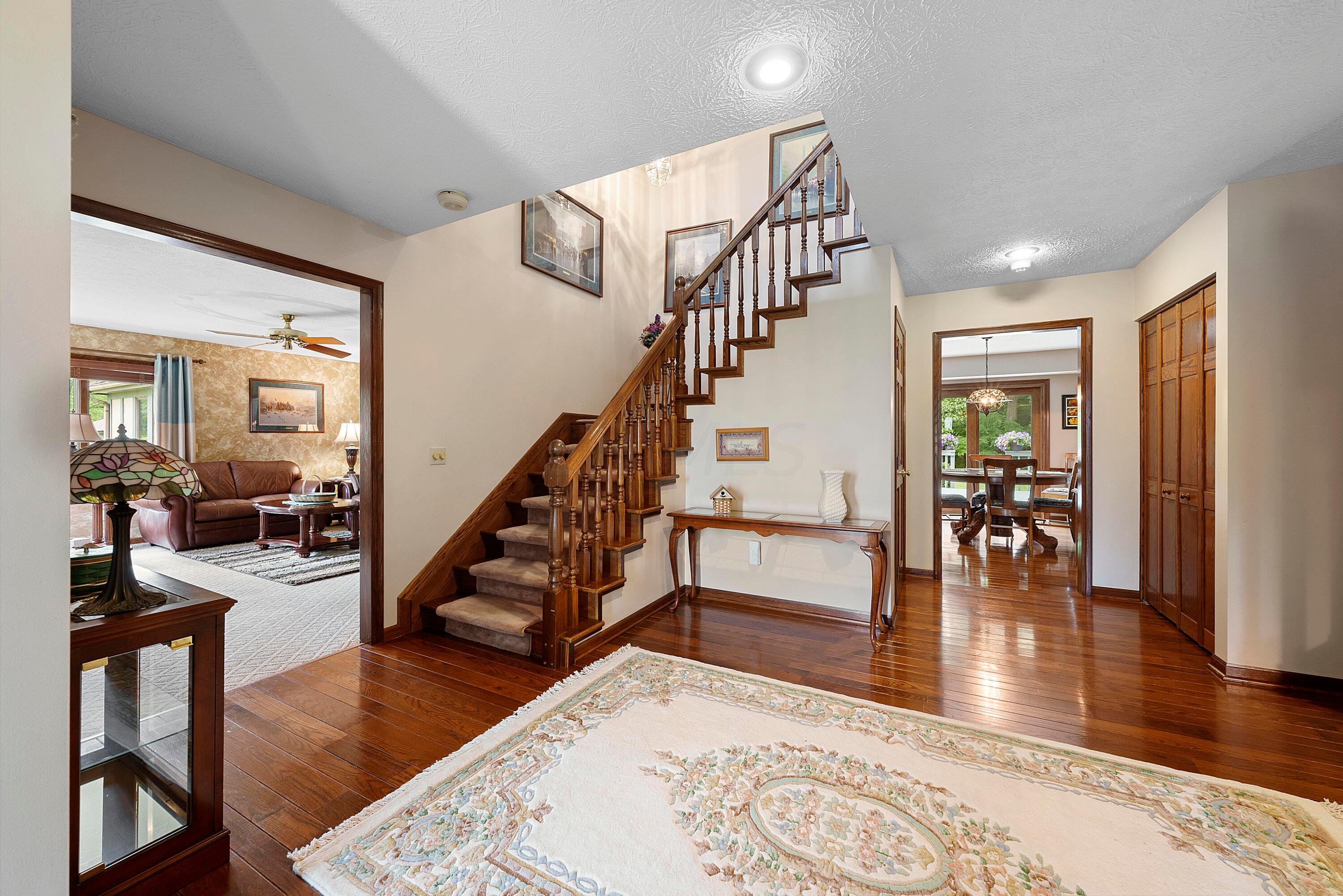 12787 Robins Road Westerville, OH 43082 - Photo 11 of 60 DSC02733