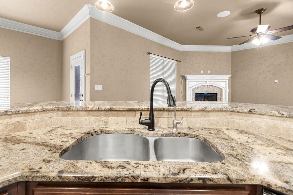 1506 Canaan Road Andrews, TX 79714 - Photo 12 of 36 Gallery Image 12