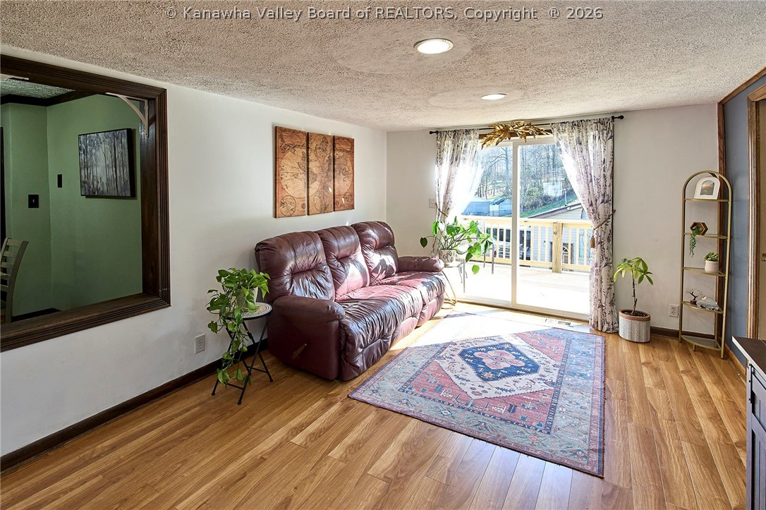 216 Carriage Way Road Nitro, WV 25143 - Photo 7 of 45 Gallery Image 7