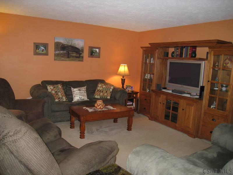 1607 Rodgers Avenue Cresson, PA 16630 - Photo 11 of 34