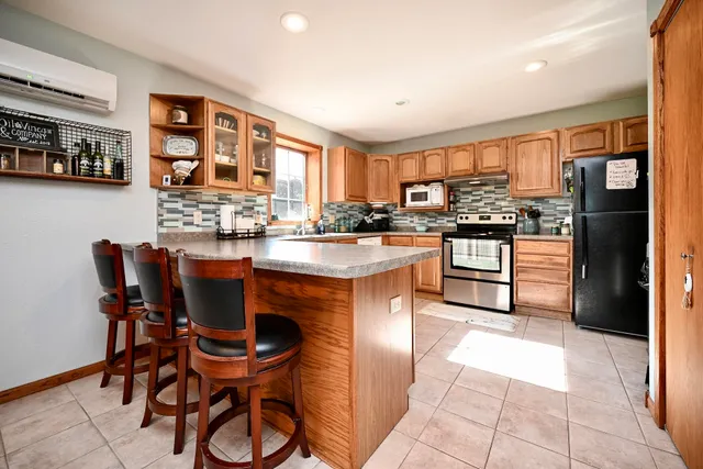 $369,000 | 17 Williams Street, Lewiston, MN 55952