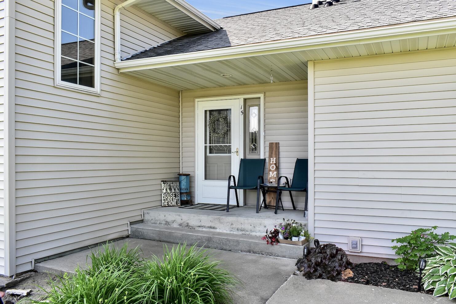 17 Williams Street Lewiston, MN 55952 - Photo 2 of 42 Front Entrance