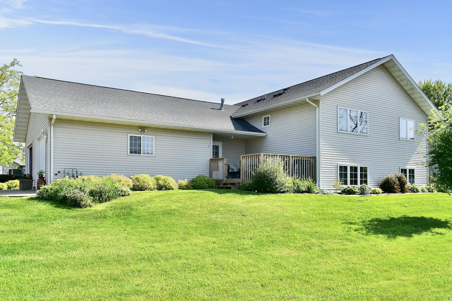 17 Williams Street Lewiston, MN 55952 - Photo 33 of 42 Back Exterior View