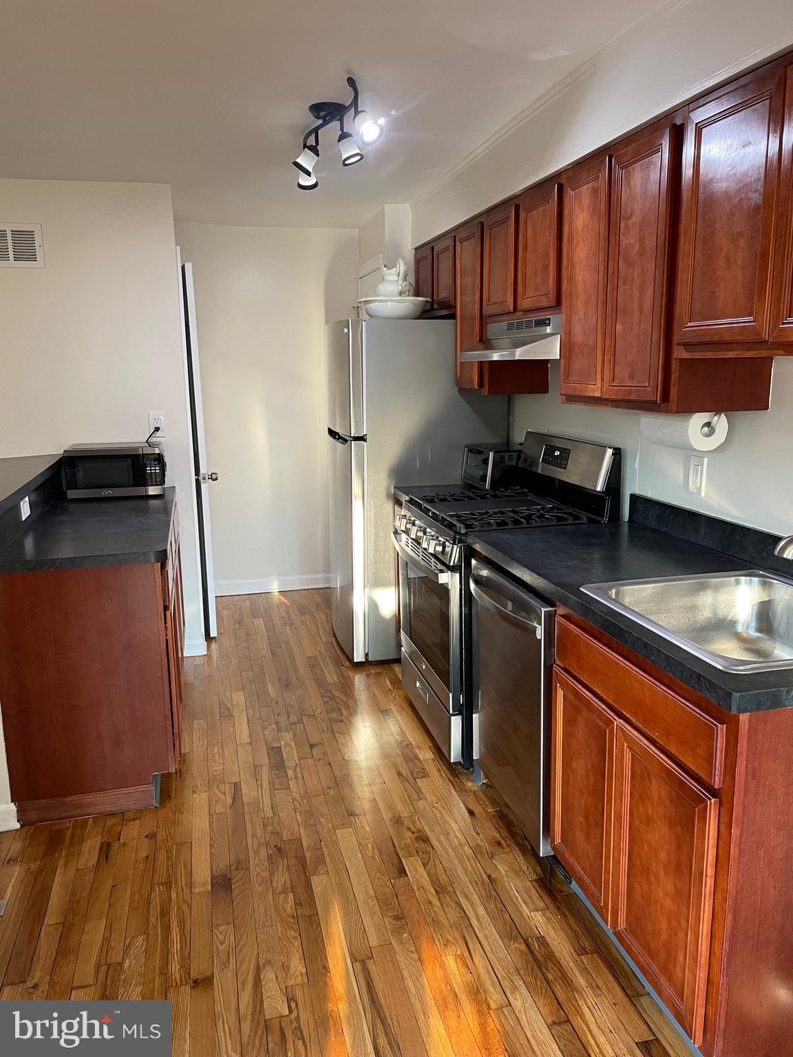 3081 South Congress Road Camden, NJ 08104 - Photo 14 of 55