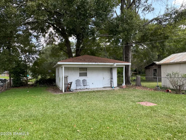 $65,000 | 413 West Jefferson Street, Ville Platte, LA 70586