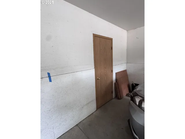 $205,000 | 2365 4th Street, Baker City, OR 97814