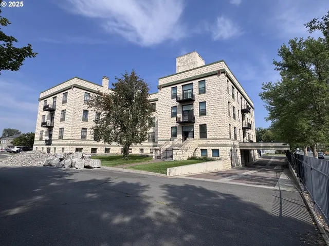 $205,000 | 2365 4th Street, Baker City, OR 97814