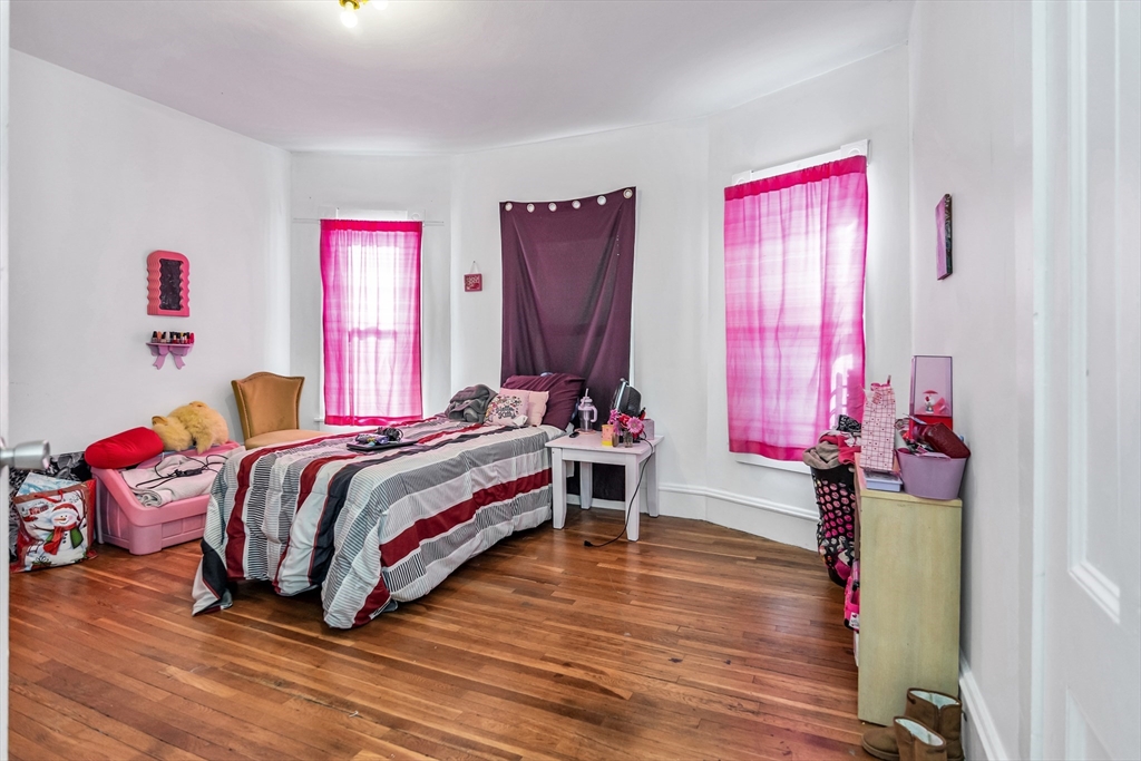 23 18th Street Lowell, MA 01850 - Photo 15 of 42