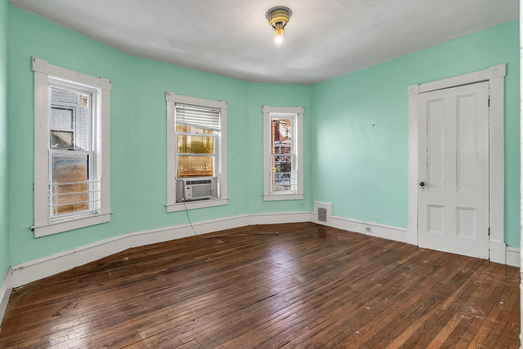 23 18th Street Lowell, MA 01850 - Photo 35 of 42