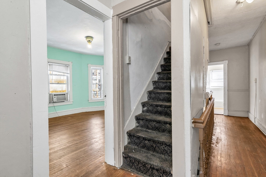 23 18th Street Lowell, MA 01850 - Photo 37 of 42
