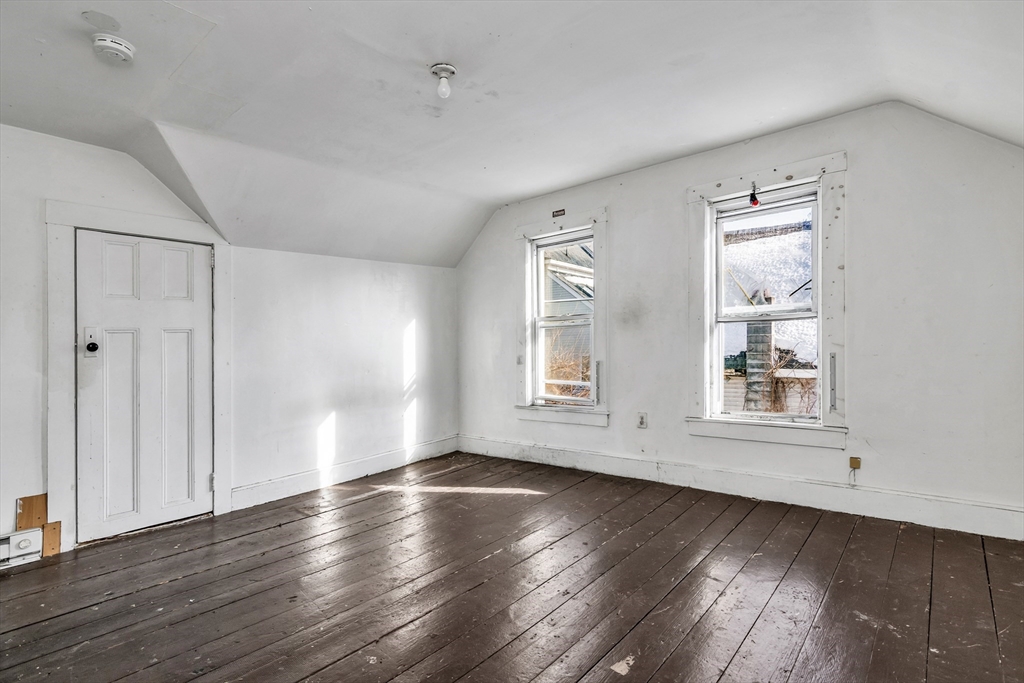 23 18th Street Lowell, MA 01850 - Photo 39 of 42