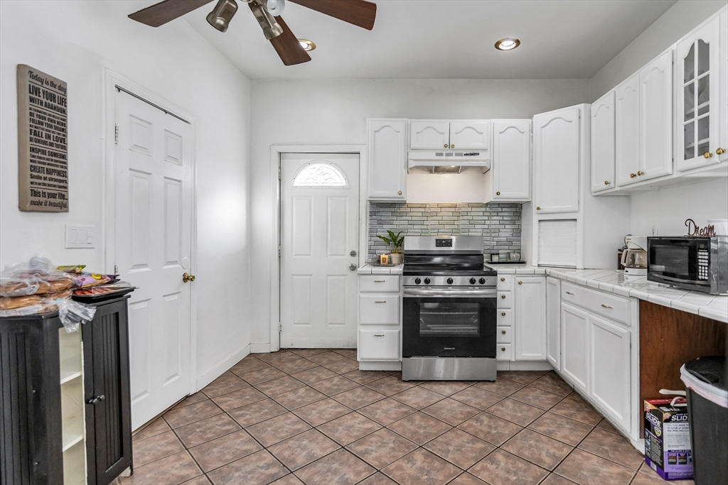 23 18th Street Lowell, MA 01850 - Photo 8 of 42