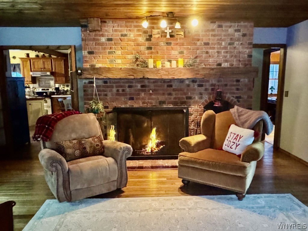 639 County Line Road Darien, NY 14004 - Photo 12 of 32