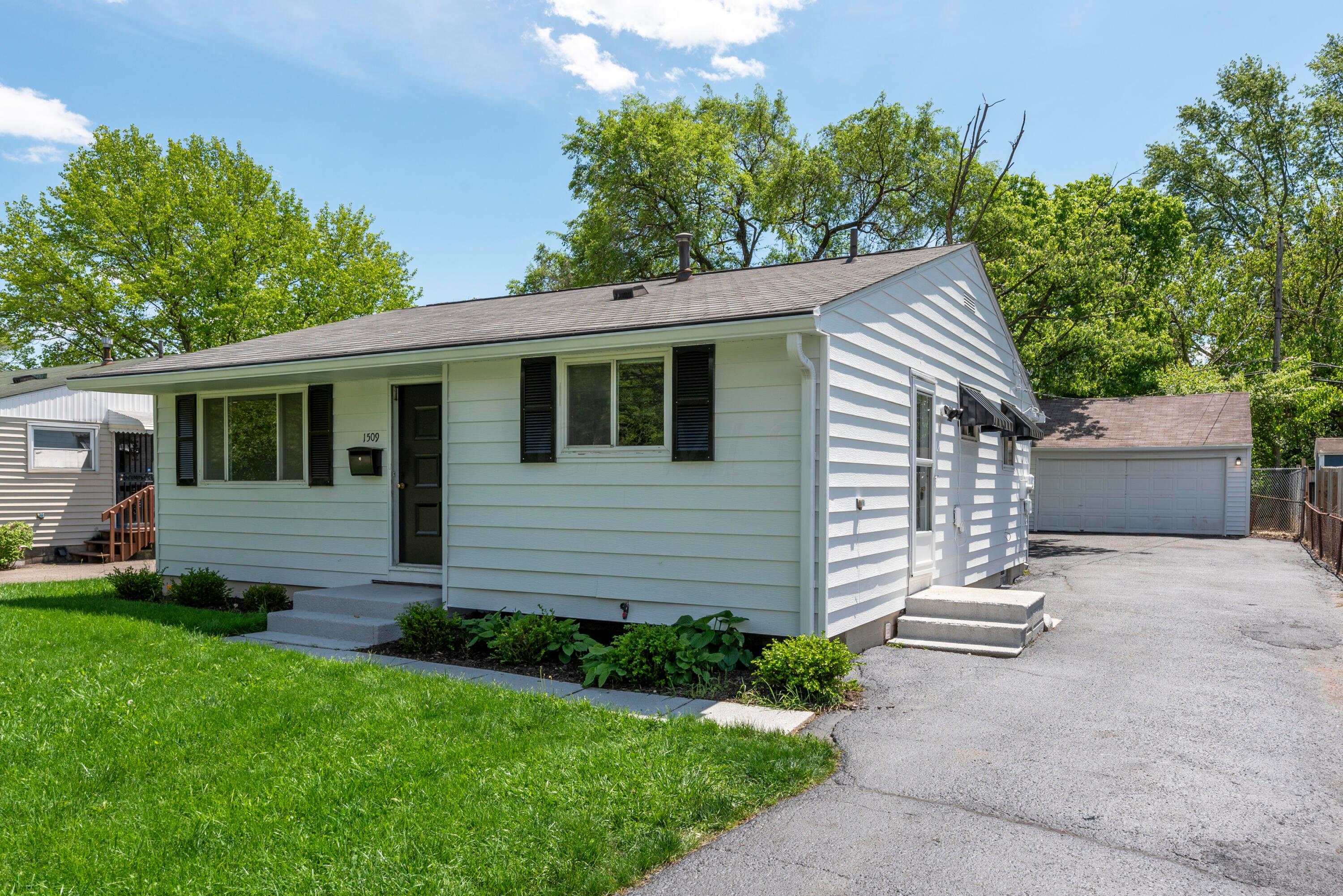 1509 Moler Road Columbus, OH 43207 - Photo 2 of 43 Front Drive