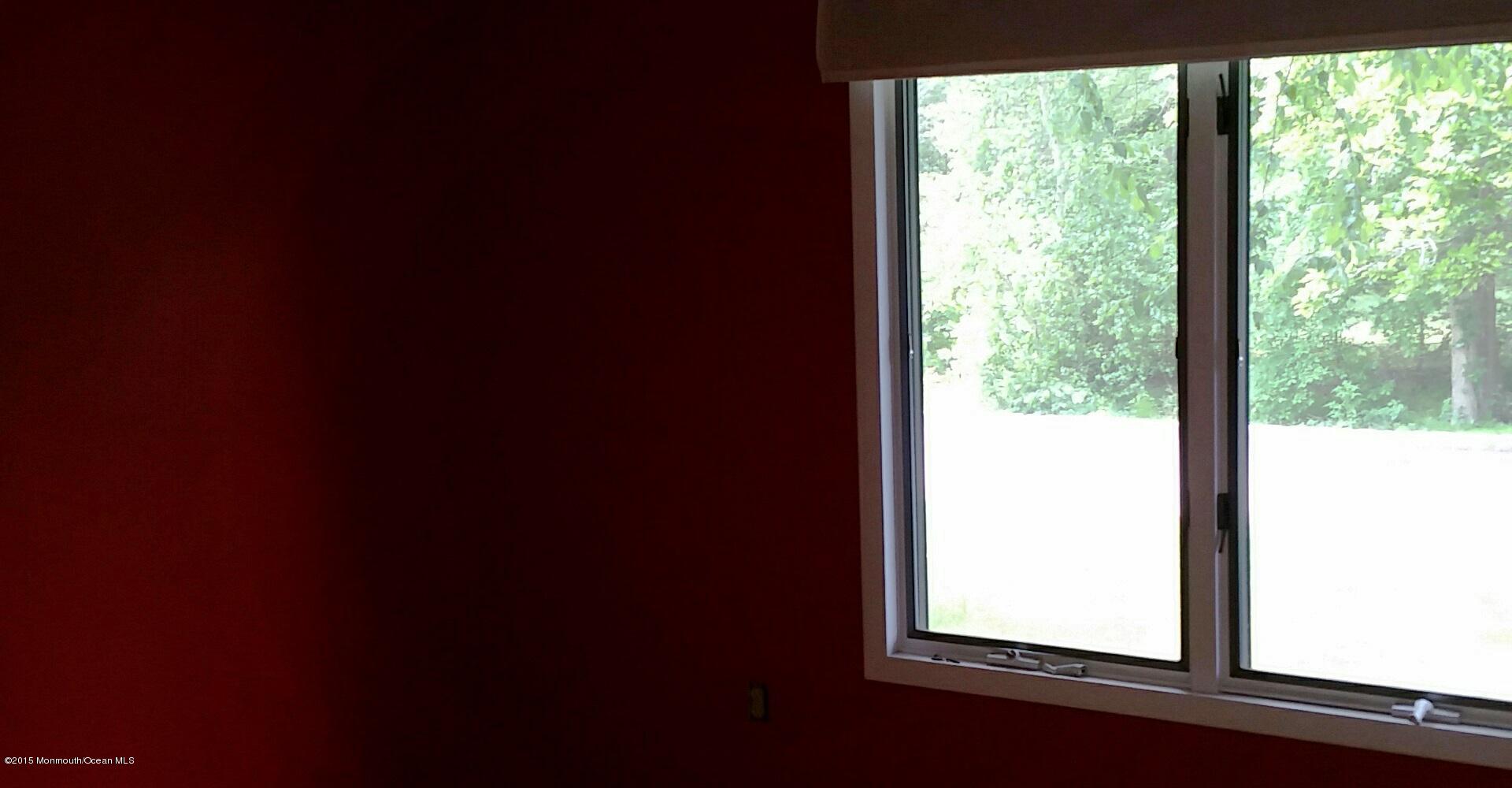 219 Harbor Inn Road Bayville, NJ 08721 - Photo 6 of 10 Bedroom - 1