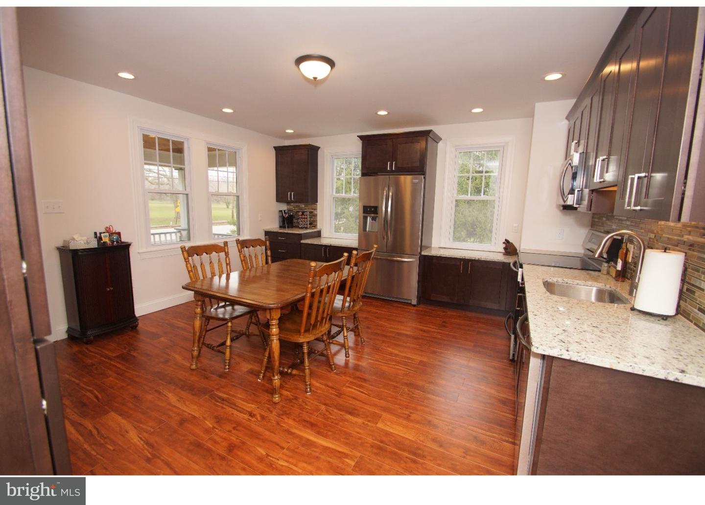 2737 East Orvilla Road Hatfield, PA 19440 - Photo 4 of 25 Kitchen