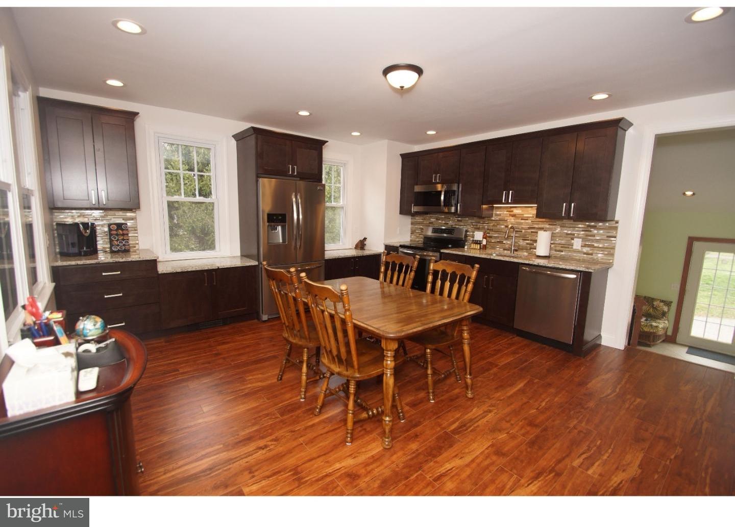 2737 East Orvilla Road Hatfield, PA 19440 - Photo 6 of 25 Kitchen