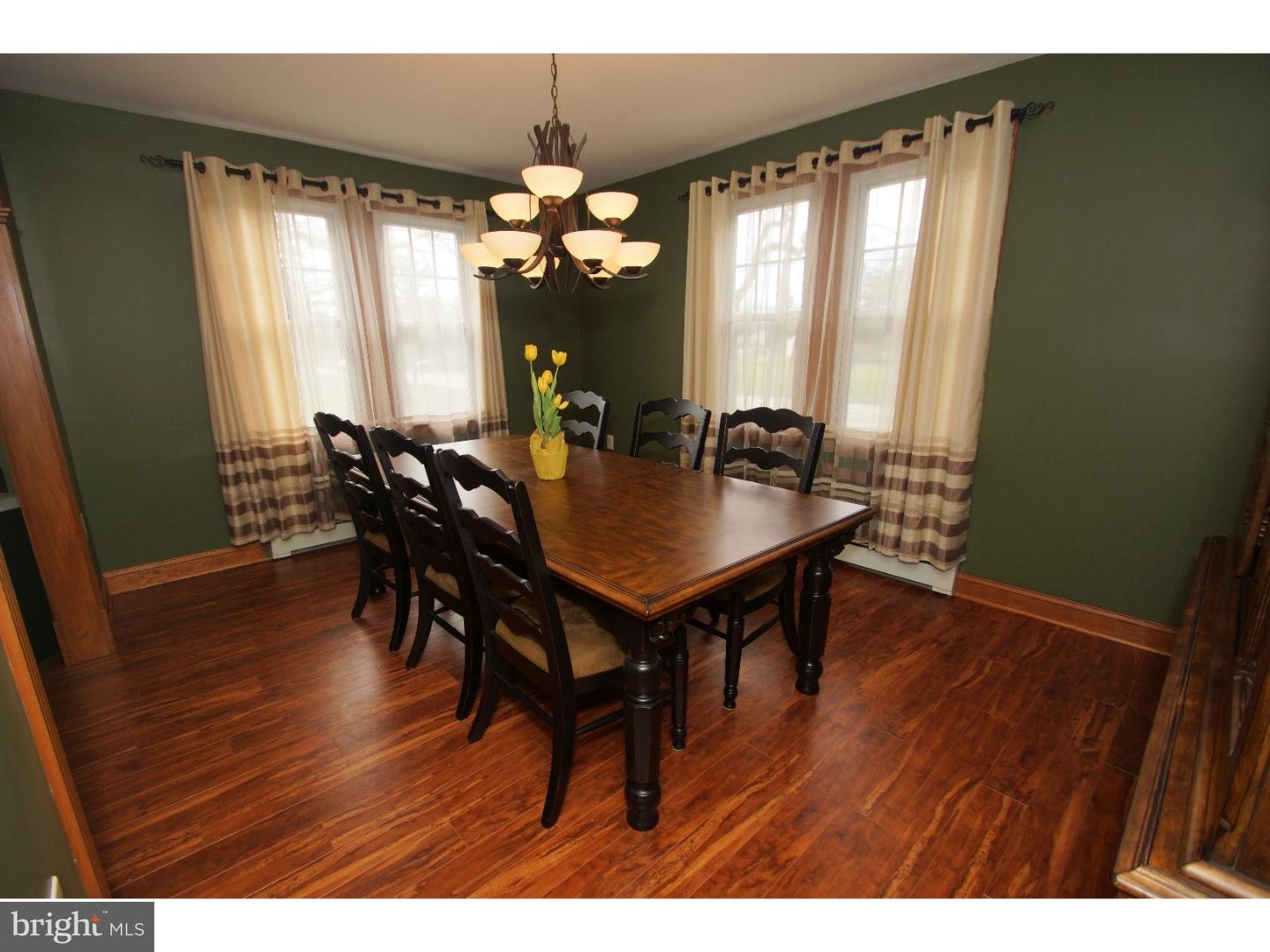 2737 East Orvilla Road Hatfield, PA 19440 - Photo 7 of 25 Dining Room
