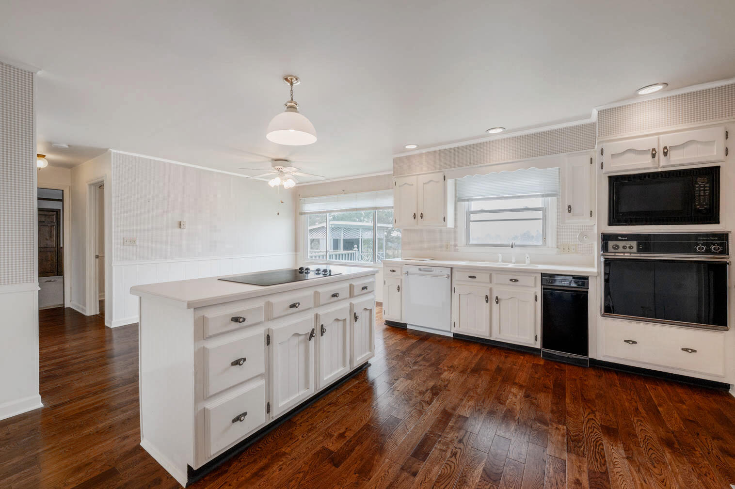 248 Country Estates Road LaFayette, GA 30728 - Photo 7 of 55 IMG_9257