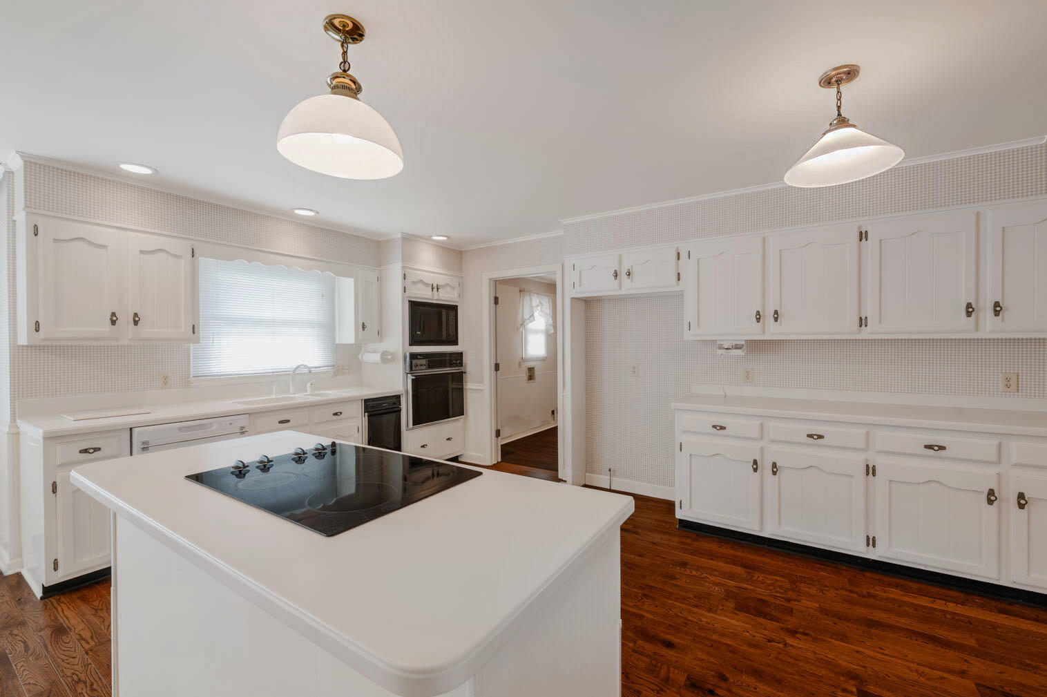 248 Country Estates Road LaFayette, GA 30728 - Photo 9 of 55 IMG_9253