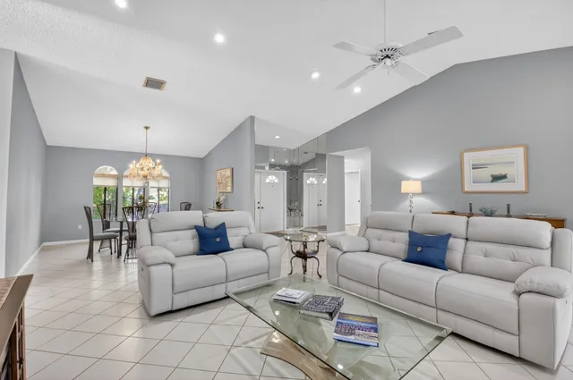 $550,000 | 2905 Riviera Drive, Delray Beach, FL 33445