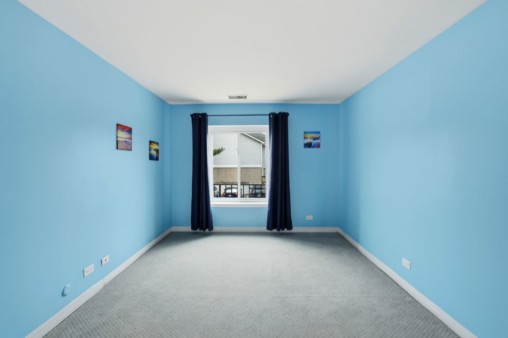 190 South Wood Dale Road, Unit 200 Wood Dale, IL 60191 - Photo 24 of 34 an empty room with a window