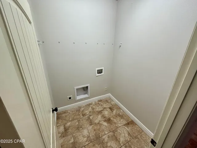 $2,400 | 116 Gardenia Street, Panama City Beach, FL 32407