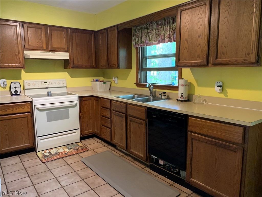 4750 Durst Clagg Road Cortland, OH 44410 - Photo 12 of 32 Gallery Image 12