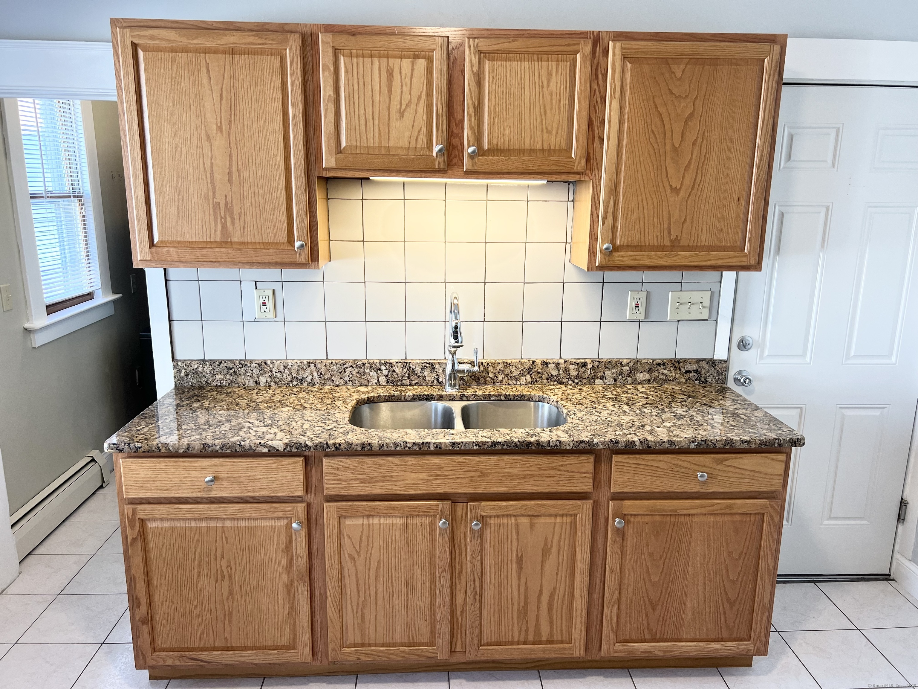 532 High Street, Unit 2 Middletown, CT 06457 - Photo 4 of 18