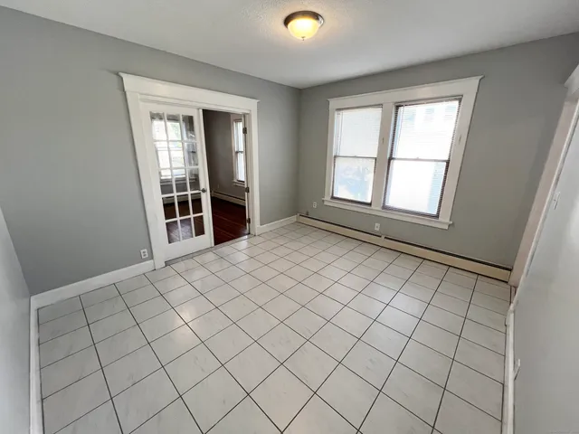 $1,595 | 532 High Street, Unit 2, Middletown, CT 06457