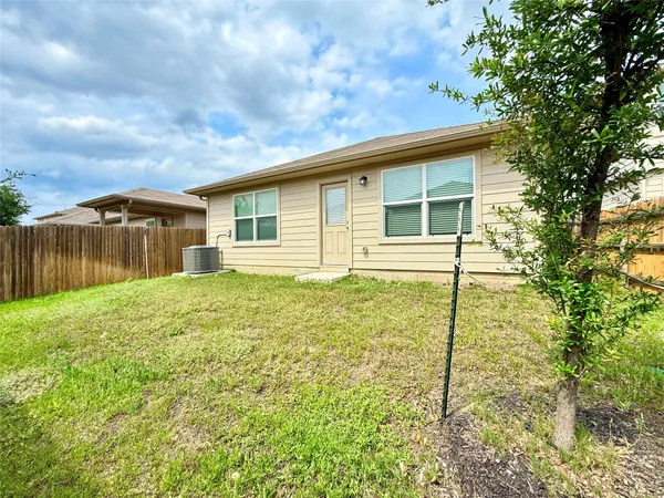 $1,850 | 14006 Macquarie Drive, Pflugerville, TX 78660