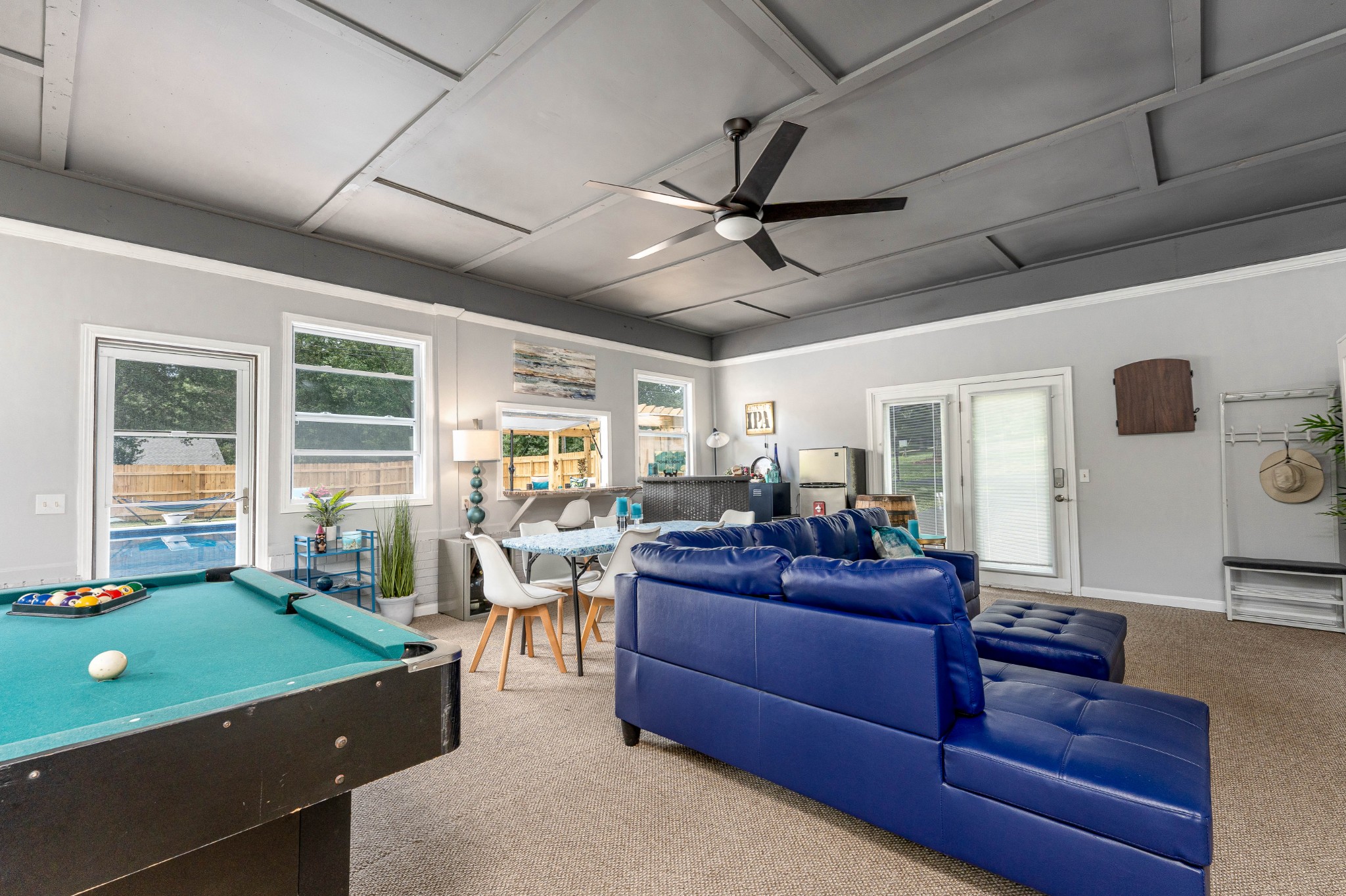 710 High Point Ridge Road Franklin, TN 37069 - Photo 29 of 32 a living room with furniture and a large window