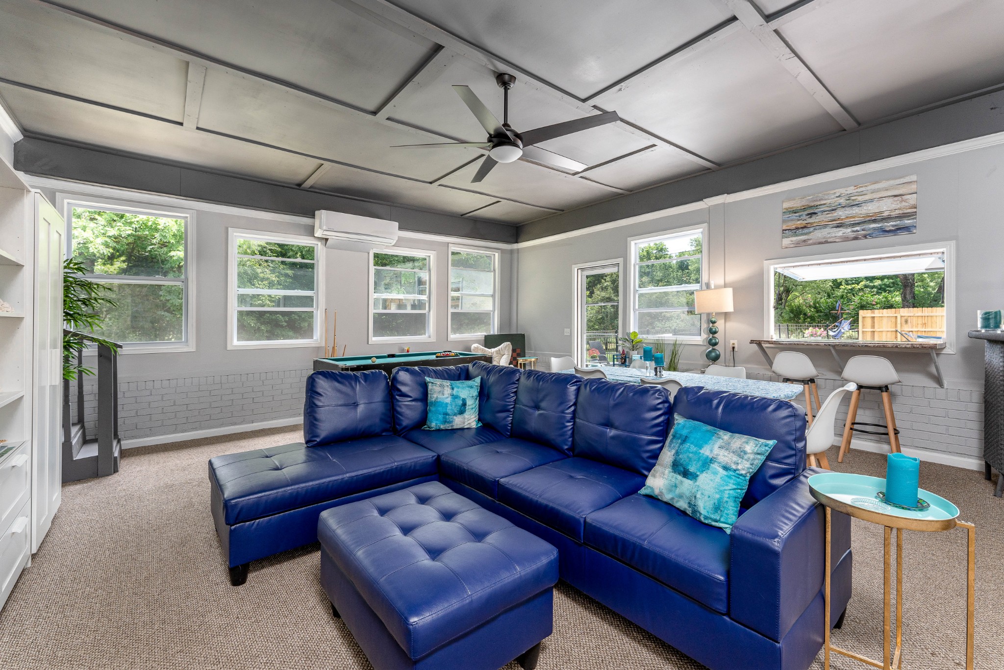 710 High Point Ridge Road Franklin, TN 37069 - Photo 31 of 32 a living room with furniture and a large window