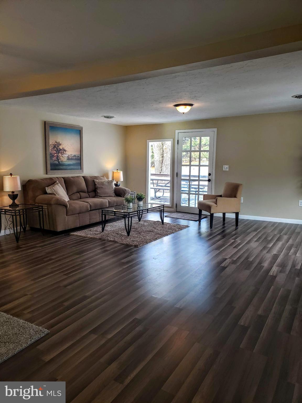 3268 Steltz Road New Freedom, PA 17349 - Photo 9 of 37 Living Room
