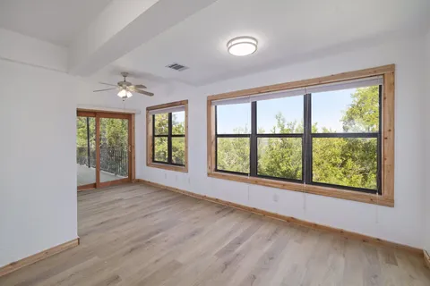 $525,000 | 313 Kendall Road, Spicewood, TX 78669