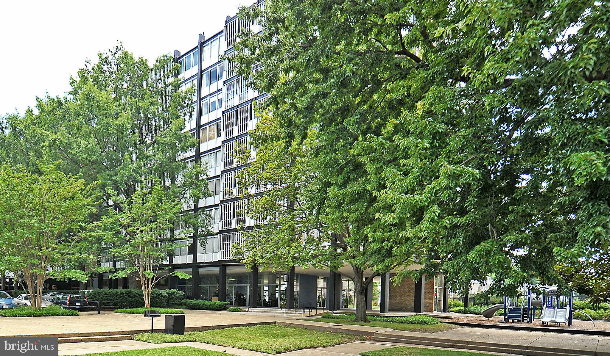 1301 Delaware Avenue Southwest, Unit N504 Washington, DC 20024 - Photo 18 of 29 a view of a city view