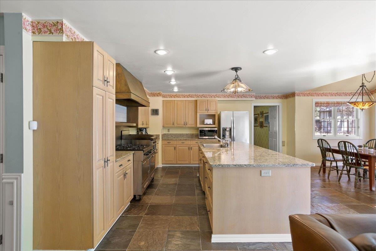 3403 East Bridle Trail Road Colbert, WA 99005 - Photo 9 of 45