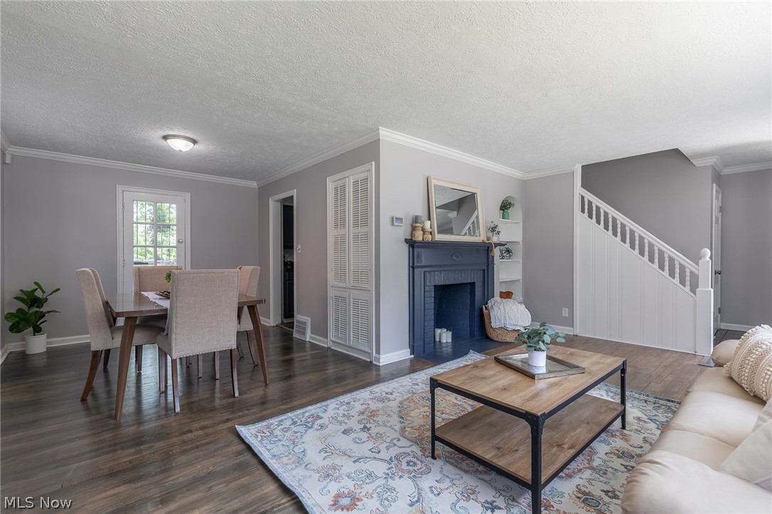 3849 East Antisdale Road Cleveland, OH 44118 - Photo 2 of 25 Gallery Image 2