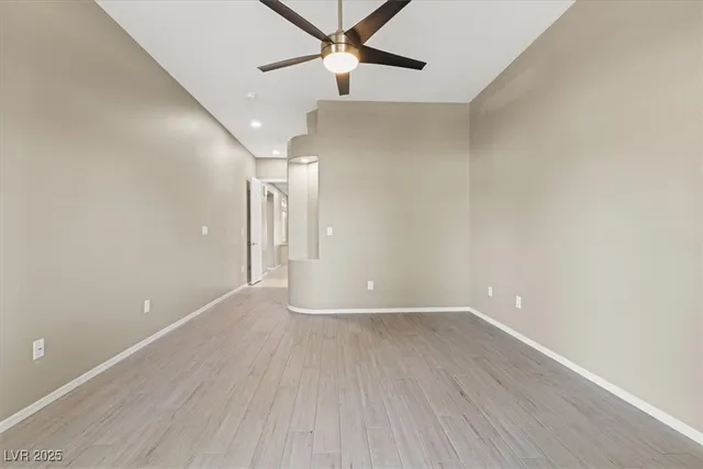 $2,495 | 2404 Spring Water Drive, Las Vegas, NV 89134