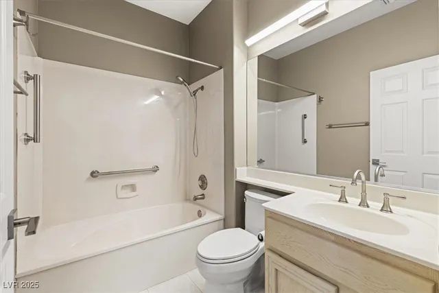 $2,495 | 2404 Spring Water Drive, Las Vegas, NV 89134